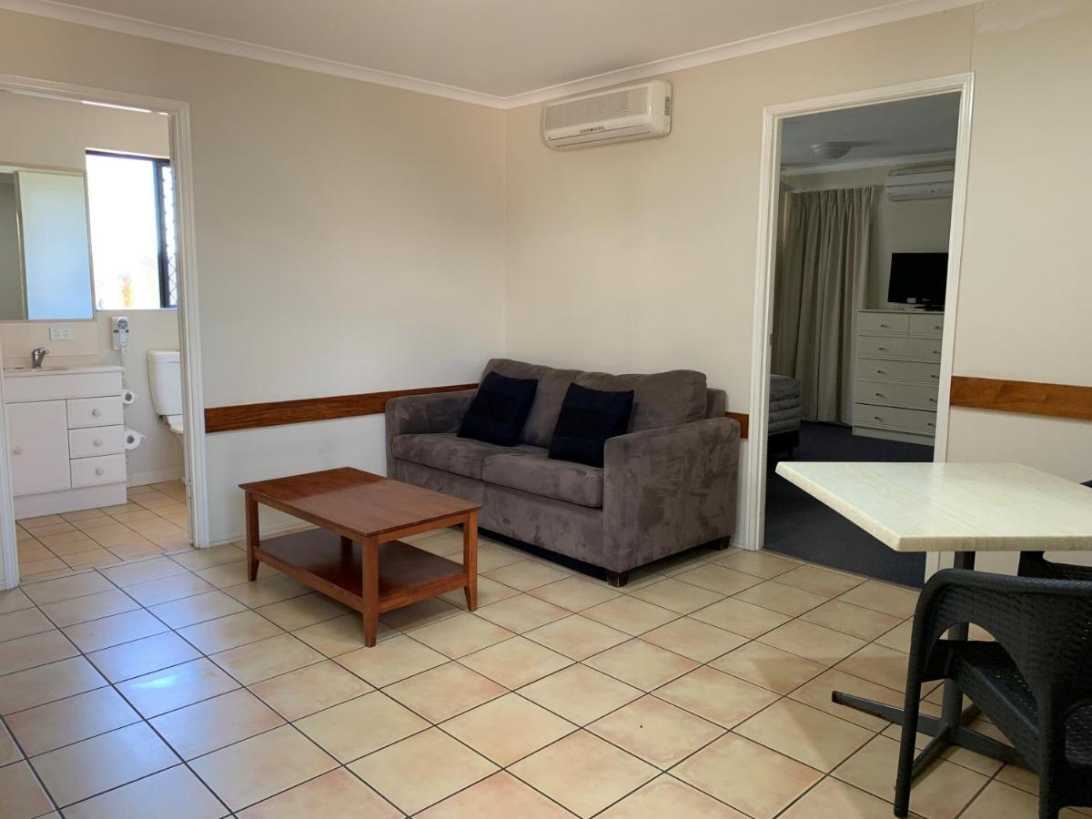 Biloela Palms Motor Inn Exterior photo